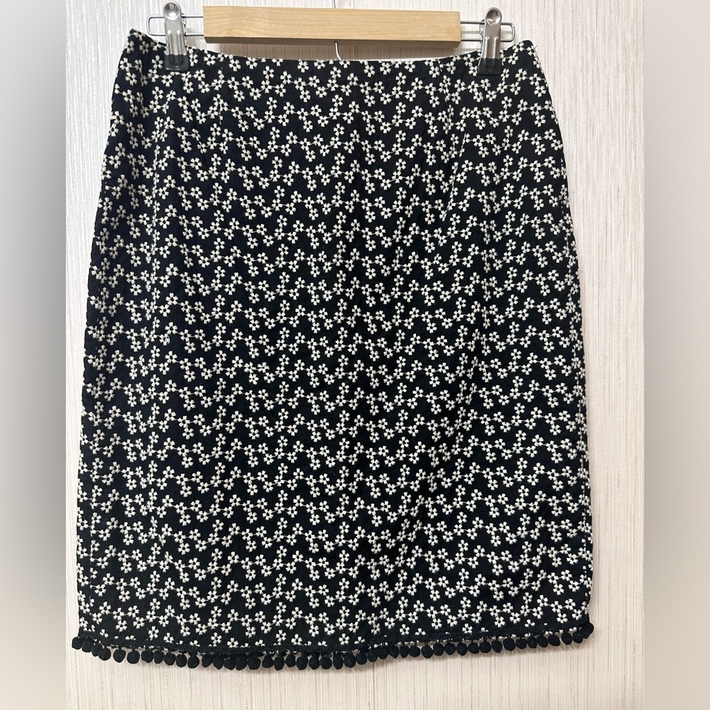 Josephine Chaus embroidered floral Skirts for Women Size‎ 6